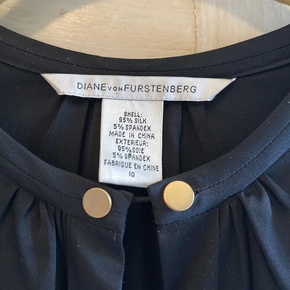 DVF silk Top - Picture 2 of 6